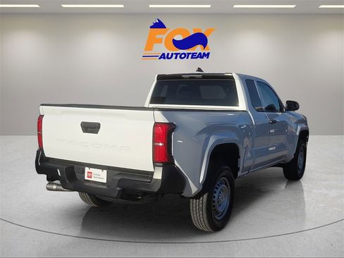 Certified 2025 Toyota Tacoma SR image 5