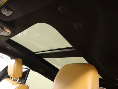 Used 2021 Chrysler Pacifica Pinnacle image 18