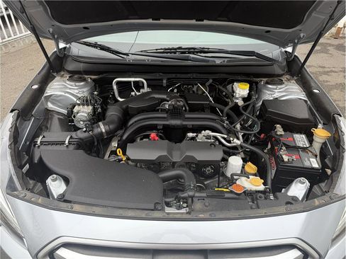 Used 2019 Subaru Outback 2.5i image 11