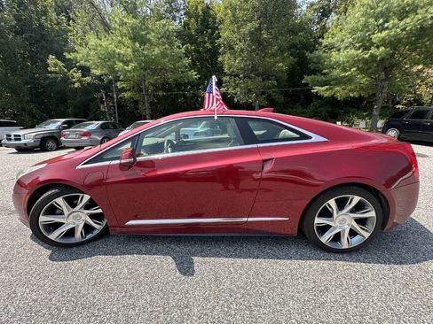 Used 2014 Cadillac ELR w/ Luxury Package FWD image 9