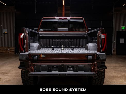 Used 2024 GMC Sierra 2500 Denali Ultimate w/ Max Trailering Package image 9