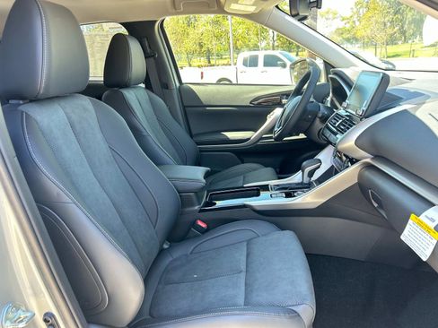 New 2025 Mitsubishi Eclipse Cross SE image 26