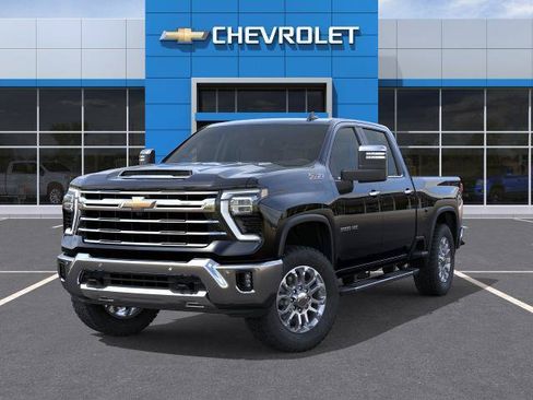 New 2026 Chevrolet Silverado 3500 LTZ AWD/4WD image 6