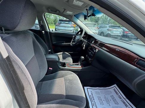Used 2009 Chevrolet Impala LS FWD image 37