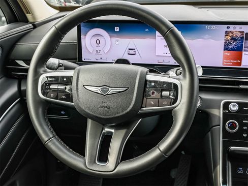 Used 2025 Genesis GV80 2.5T Standard image 16