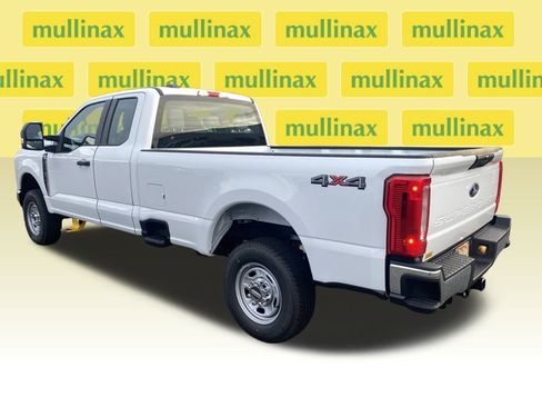 New 2026 Ford F250 XL w/ XL Chrome Package image 5