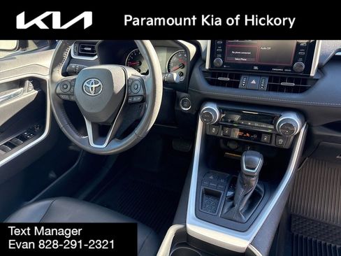 Used 2020 Toyota RAV4 XLE Premium image 36