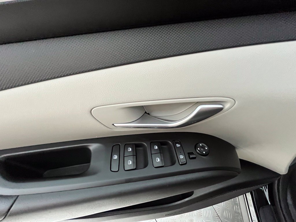 Used 2024 Hyundai Tucson SE AWD/4WD image 30