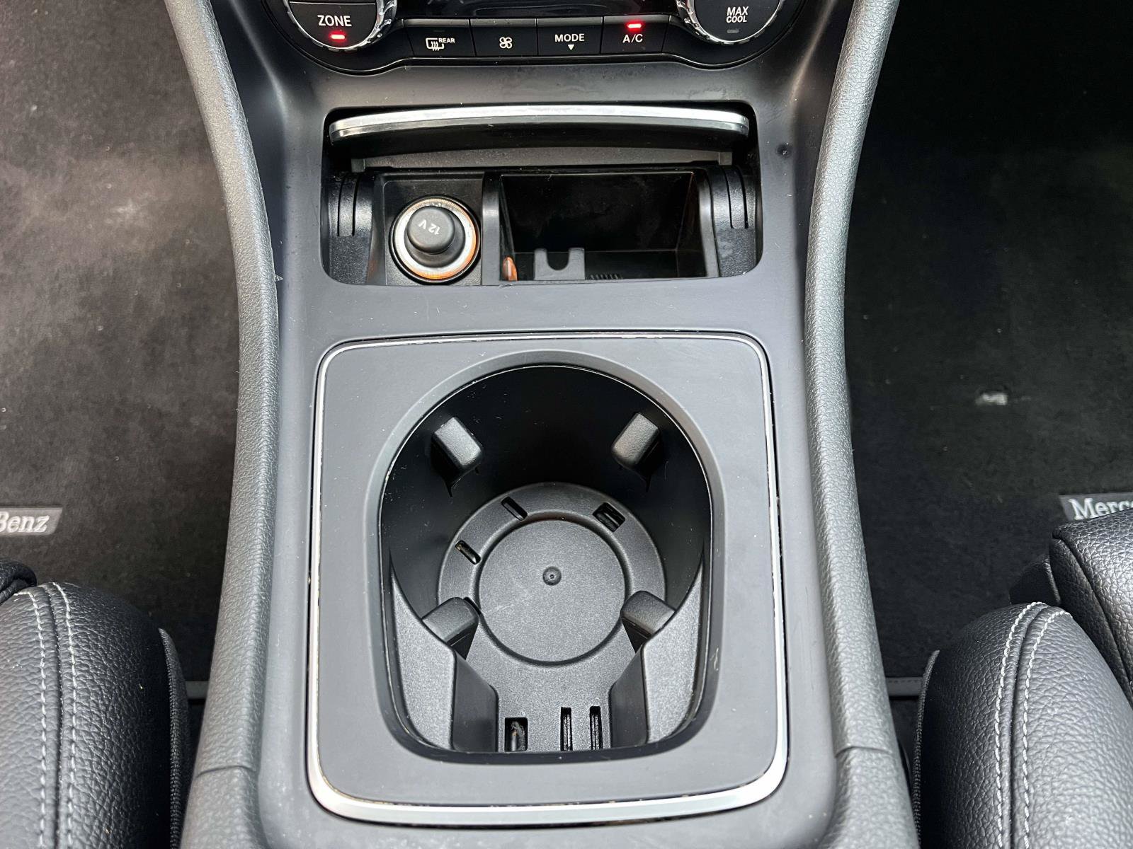 Used 2019 Mercedes-Benz GLA 250 4MATIC image 42