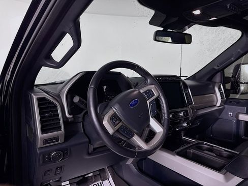 Used 2022 Ford F250 Lariat w/ Lariat Ultimate Package AWD/4WD image 9