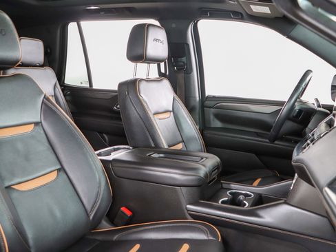 Used 2022 GMC Yukon AT4 image 31