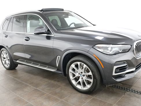 Used 2022 BMW X5 xDrive40i w/ Premium Package AWD/4WD image 6