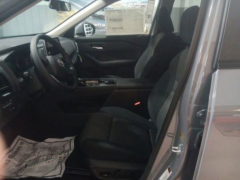 New 2026 Nissan Rogue SV w/ Cold Weather Package image 10