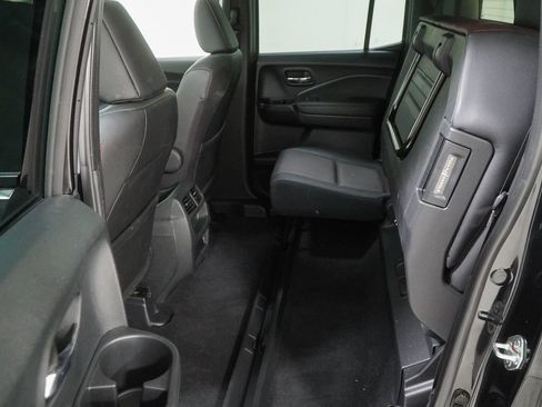 Used 2023 Honda Ridgeline Black Edition image 42