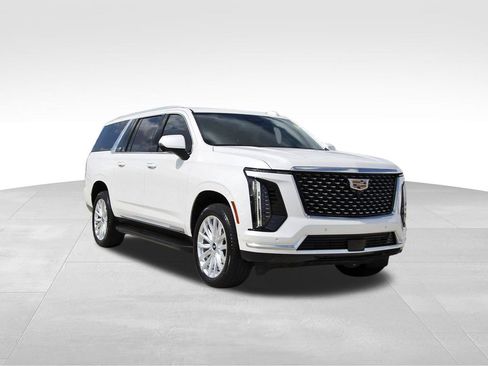 Certified 2025 Cadillac Escalade ESV Luxury image 1