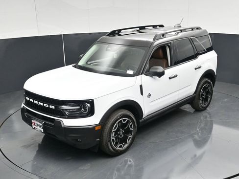 New 2026 Ford Bronco Sport Outer Banks AWD/4WD image 50