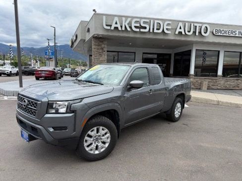 Used 2022 Nissan Frontier SV w/ Technology Package AWD/4WD image 1
