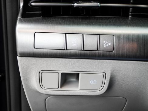 Used 2025 Hyundai Kona SEL image 45