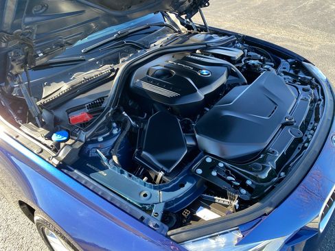 Used 2018 BMW 330i xDrive Sedan w/ Premium Package image 44