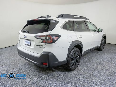 Used 2025 Subaru Outback Onyx Edition XT w/ Popular Package #2 AWD/4WD image 7