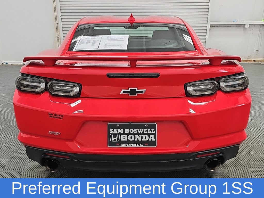 Used 2019 Chevrolet Camaro SS RWD image 7