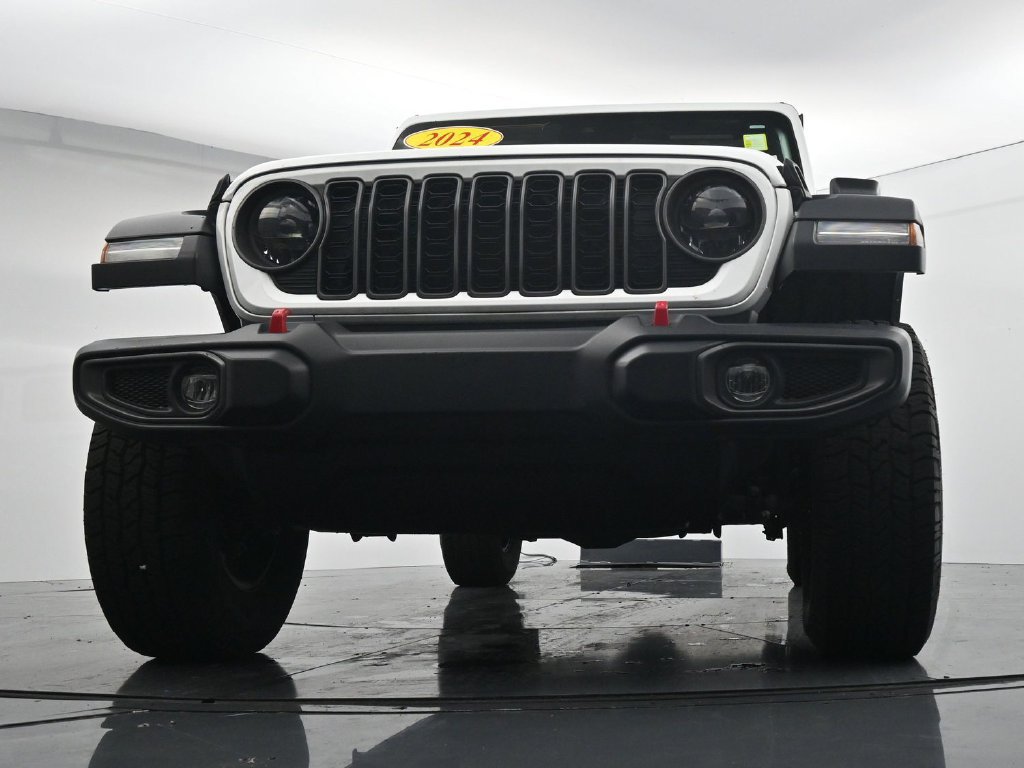 Used 2024 Jeep Wrangler Unlimited Rubicon AWD/4WD image 33