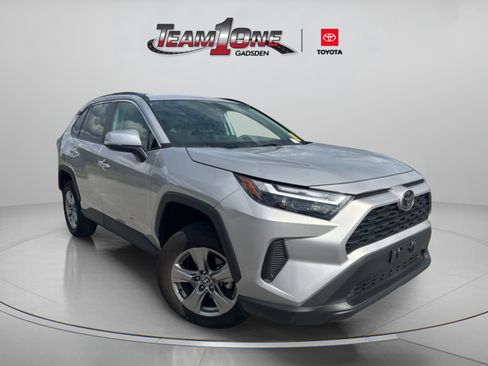 Used 2024 Toyota RAV4 XLE FWD image 1