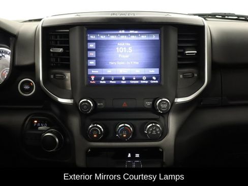 Used 2021 RAM 1500 Big Horn RWD image 27