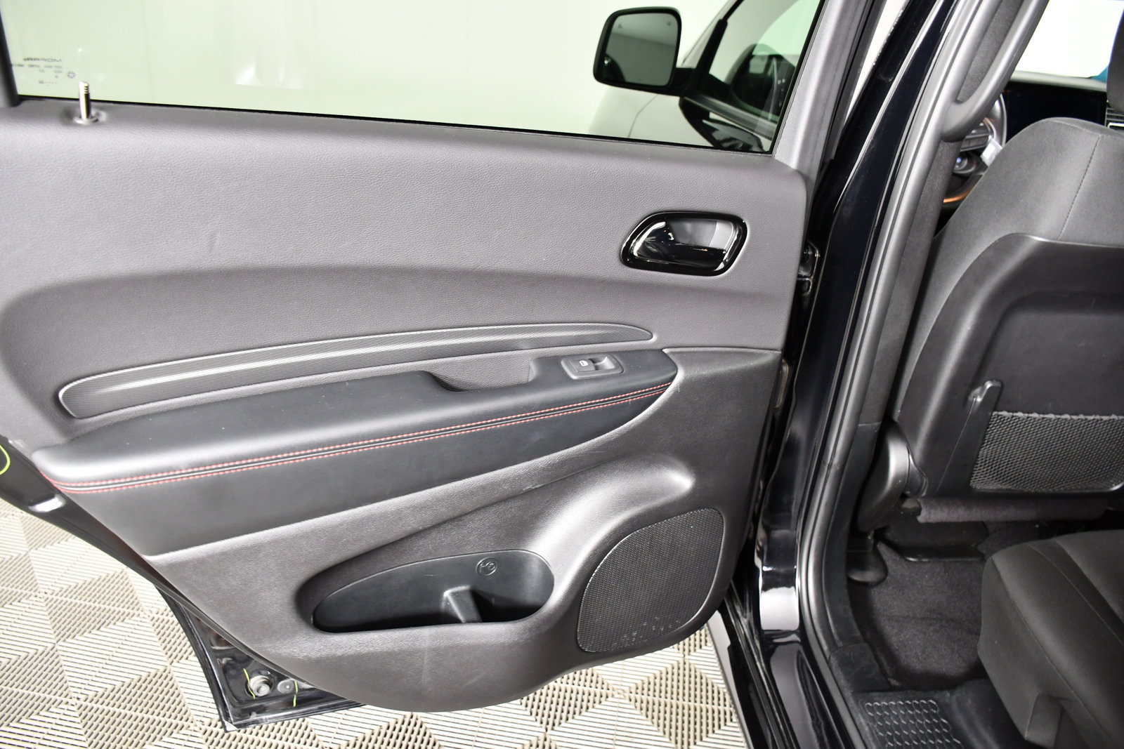 Used 2025 Dodge Durango GT AWD/4WD image 42