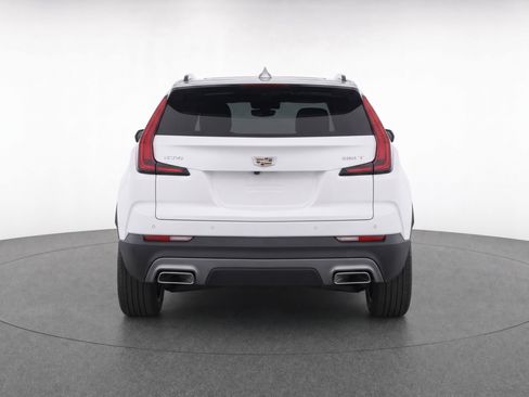 Used 2023 Cadillac XT4 Premium Luxury FWD image 7