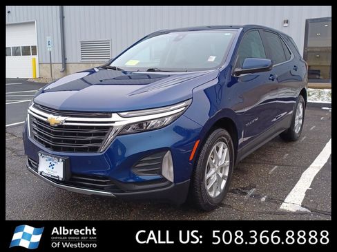 Used 2023 Chevrolet Equinox LT image 1