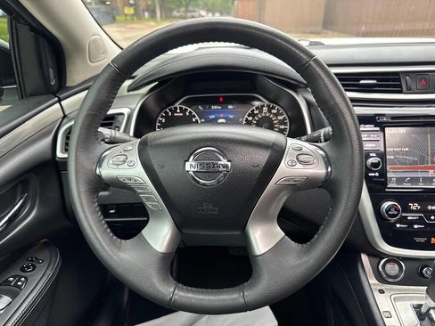 Used 2016 Nissan Murano Platinum w/ Platinum Technology Package FWD image 19