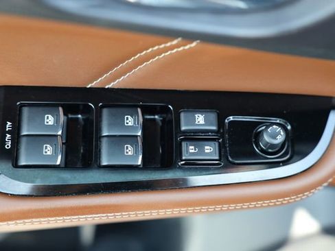 Used 2019 Subaru Outback 3.6R Touring w/ Popular Package #3A image 17