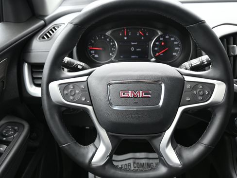 Used 2023 GMC Terrain SLT image 18