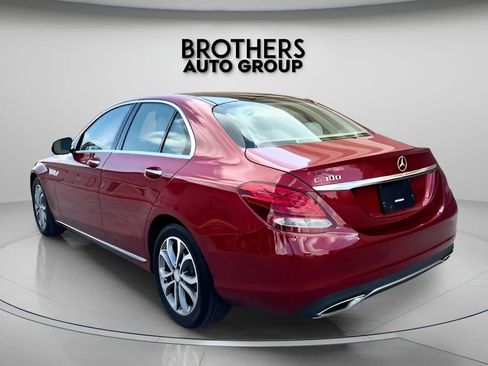 Used 2016 Mercedes-Benz C 300 Sedan w/ Surround View Package image 8