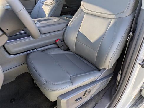 New 2026 Ford Expedition Active image 43