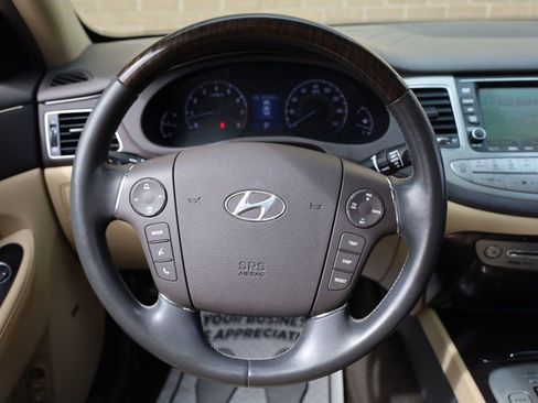Used 2010 Hyundai Genesis 4.6 image 31