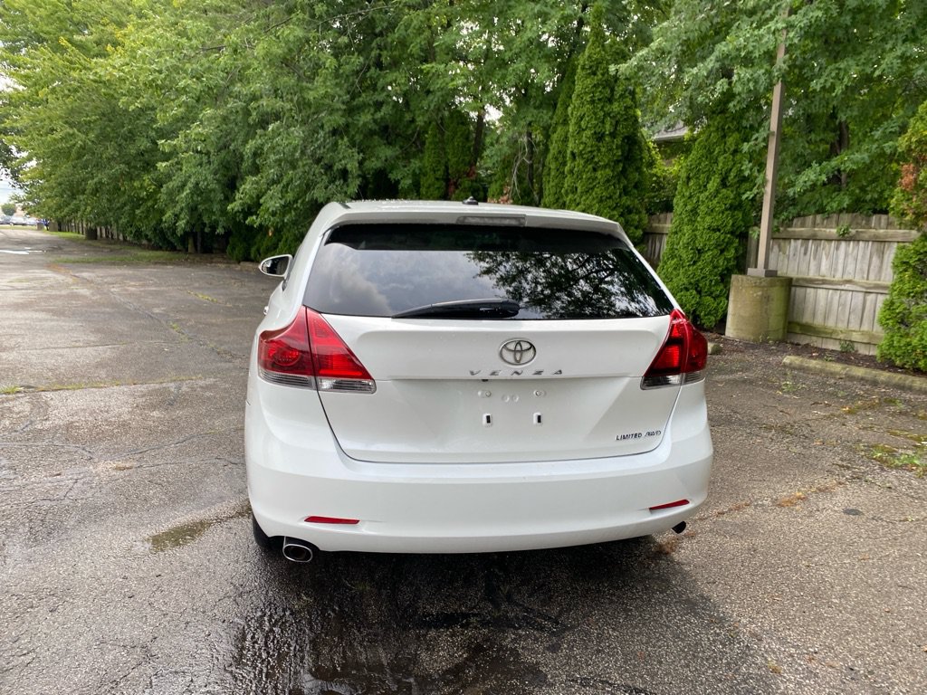 Used 2013 Toyota Venza Limited AWD/4WD image 4