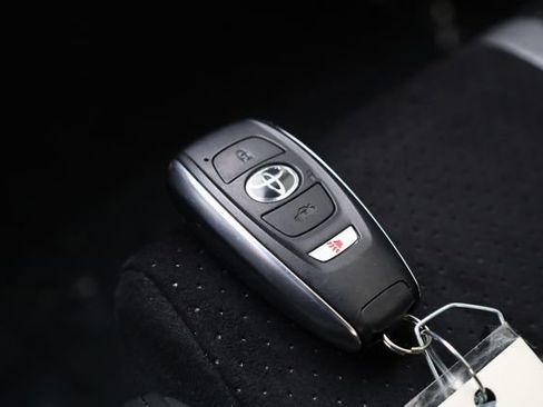 Used 2023 Toyota GR86 Premium image 28