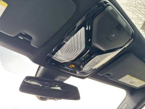 Certified 2025 BMW 330i xDrive Sedan image 22