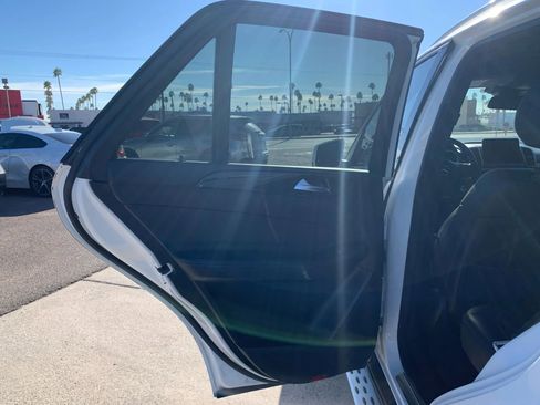 Used 2017 Mercedes-Benz GLE 350 image 30
