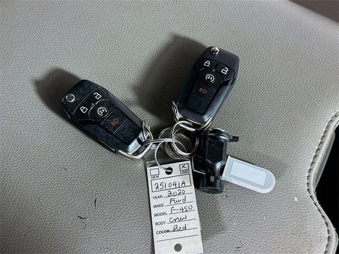 Used 2020 Ford F450 XL w/ Power Equipment Group image 34