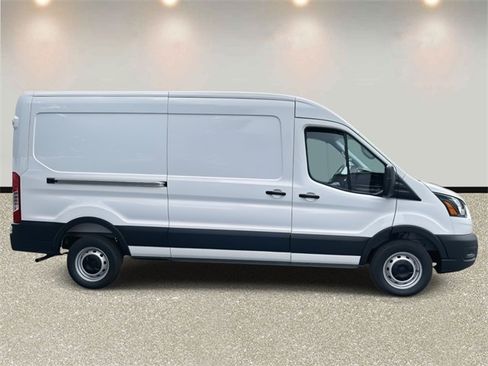 New 2025 Ford Transit 250 148 Medium Roof image 4