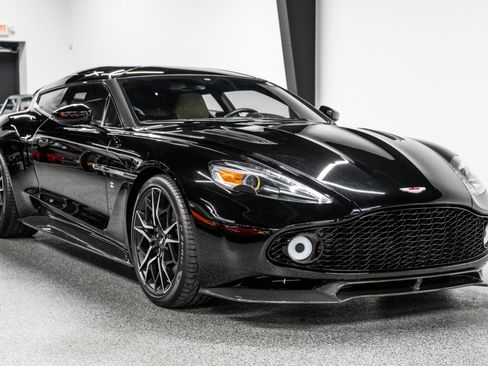 Used 2019 Aston Martin Vanquish Zagato image 3