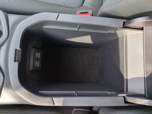 Certified 2025 Toyota RAV4 XLE AWD/4WD image 26