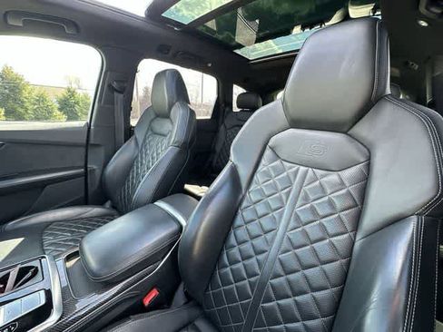 Used 2021 Audi SQ7 Prestige image 17