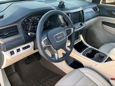 Used 2023 GMC Acadia Denali w/ Denali Ultimate Package image 14