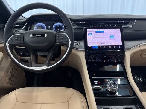 New 2025 Jeep Grand Cherokee L Limited w/ Trailer Tow Package image 9