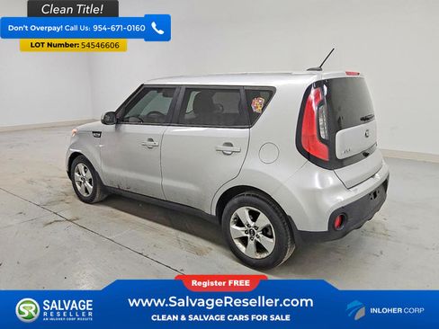Used 2019 Kia Soul FWD image 3