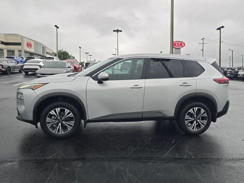 Used 2023 Nissan Rogue SV AWD/4WD image 6